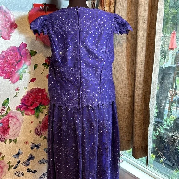 Vintage 1990’s short sleeve purple floral/sequin dress. Size 20/22. - Picture 3 of 17